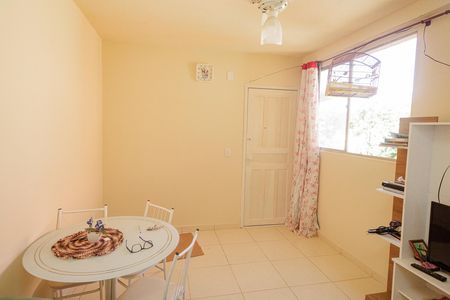Apartamento para alugar com 63m², 2 quartos e 1 vaga Apartamento para alugar com 63m², 2 quartos e 1 vagaSala