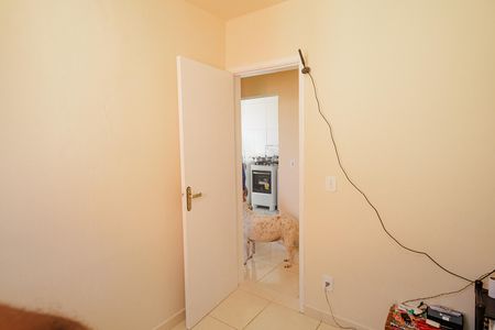 Quarto 1 de apartamento para alugar com 2 quartos, 63m² em Paciência, Rio de Janeiro