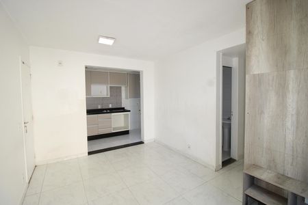 Sala de apartamento para alugar com 3 quartos, 57m² em Colônia (zona Leste), São Paulo
