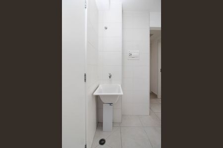 Cozinha e Área de Serviço de apartamento para alugar com 2 quartos, 36m² em Parque Munhoz, São Paulo