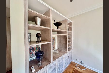 Apartamento para alugar com 210m², 2 quartos e 2 vagas Apartamento para alugar com 210m², 2 quartos e 2 vagasSala de Repouso