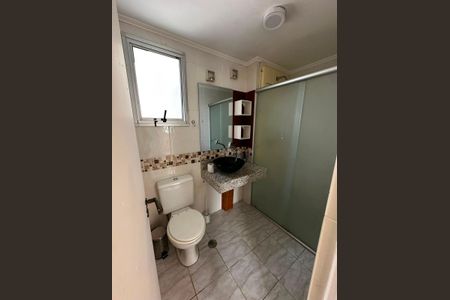 Banheiro de apartamento para alugar com 3 quartos, 70m² em Jardim das Vertentes, São Paulo