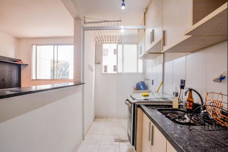 Apartamento para alugar com 47m², 2 quartos e 1 vaga Apartamento para alugar com 47m², 2 quartos e 1 vagaCozinha e Área de Serviço