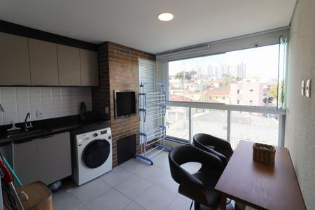 Apartamento para alugar com 73m², 2 quartos e 2 vagasCozinha e Área de Serviço