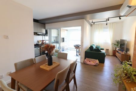 Sala de apartamento para alugar com 2 quartos, 73m² em Umuarama, Osasco