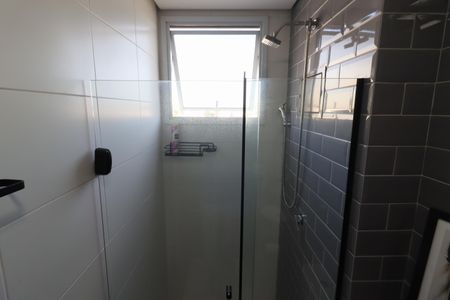 Banheiro 2 de apartamento para alugar com 2 quartos, 73m² em Umuarama, Osasco