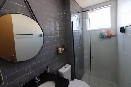 Apartamento para alugar com 73m², 2 quartos e 2 vagasBanheiro da Suíte 1