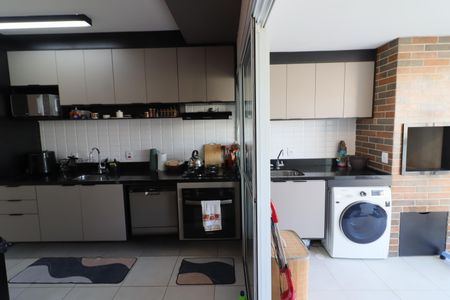 Apartamento para alugar com 73m², 2 quartos e 2 vagasCozinha e Área de Serviço