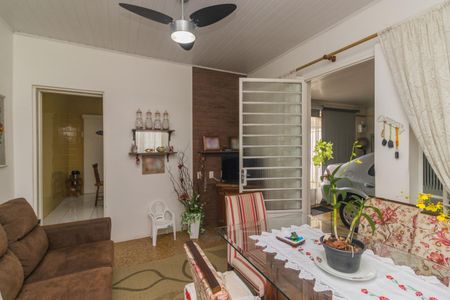 Casa para alugar com 101m², 3 quartos e 2 vagas Casa para alugar com 101m², 3 quartos e 2 vagasSala