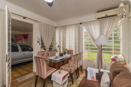 Casa para alugar com 101m², 3 quartos e 2 vagas Casa para alugar com 101m², 3 quartos e 2 vagasSala