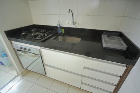 Apartamento à venda com 55m², 2 quartos e 1 vagaCozinha 