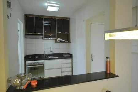 Apartamento à venda com 55m², 2 quartos e 1 vagaCozinha 