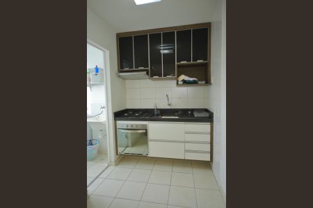 Apartamento à venda com 55m², 2 quartos e 1 vagaCozinha 
