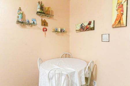 Apartamento para alugar com 72m², 3 quartos e sem vaga Apartamento para alugar com 72m², 3 quartos e sem vagaSala