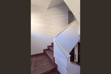 Escada de apartamento à venda com 3 quartos, 120m² em Del Castilho, Rio de Janeiro