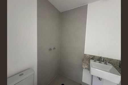 Apartamento à venda com 112m², 3 quartos e 2 vagas Apartamento à venda com 112m², 3 quartos e 2 vagasBanheiro da Suíte 1