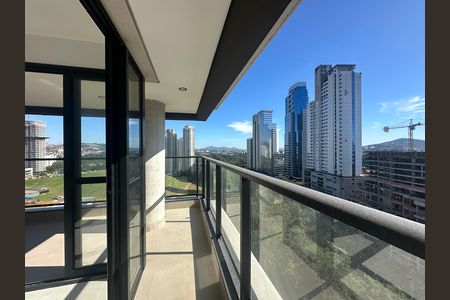 Apartamento à venda com 112m², 3 quartos e 2 vagas Apartamento à venda com 112m², 3 quartos e 2 vagasVaranda da Sala