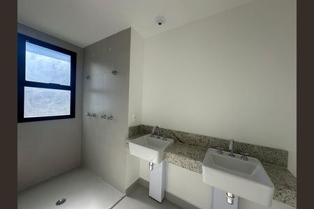 Apartamento à venda com 112m², 3 quartos e 2 vagas Apartamento à venda com 112m², 3 quartos e 2 vagasBanheiro da Suíte 3
