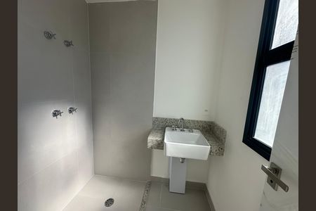 Apartamento à venda com 112m², 3 quartos e 2 vagas Apartamento à venda com 112m², 3 quartos e 2 vagasBanheiro da Suíte 2