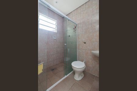 Casa para alugar com 177m², 3 quartos e 2 vagas Casa para alugar com 177m², 3 quartos e 2 vagasBanheiro da suíte