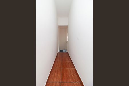 Corredor de casa para alugar com 3 quartos, 177m² em Jardim Avenida, São Paulo