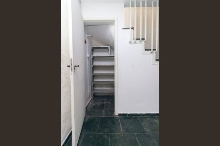 Casa para alugar com 177m², 3 quartos e 2 vagas Casa para alugar com 177m², 3 quartos e 2 vagasSala