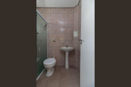 Casa para alugar com 177m², 3 quartos e 2 vagas Casa para alugar com 177m², 3 quartos e 2 vagasBanheiro da suíte