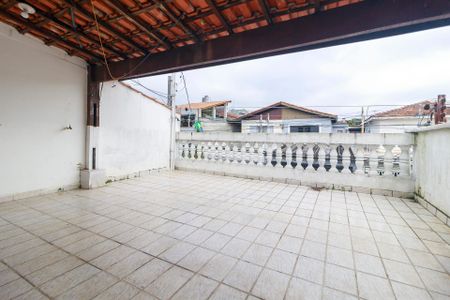 Casa para alugar com 177m², 3 quartos e 2 vagas Casa para alugar com 177m², 3 quartos e 2 vagasTerraço