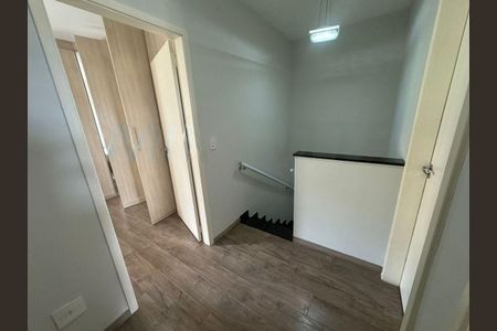 Corredor de casa à venda com 3 quartos, 137m² em Vila Paulistana, São Paulo