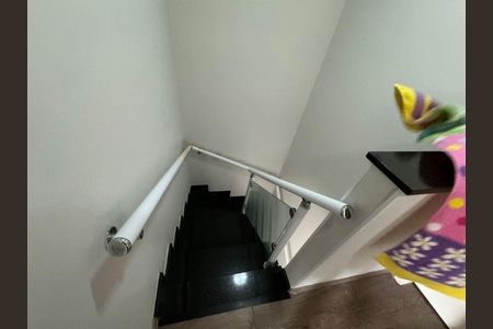 Escada de casa à venda com 3 quartos, 137m² em Vila Paulistana, São Paulo