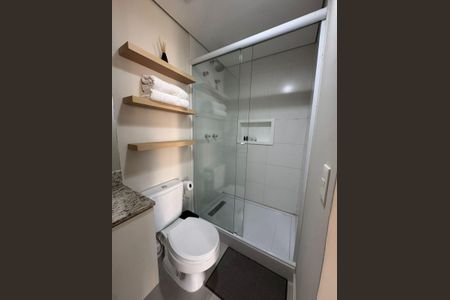 Studio para alugar com 33m², 1 quarto e 1 vaga Studio para alugar com 33m², 1 quarto e 1 vagaBanheiro