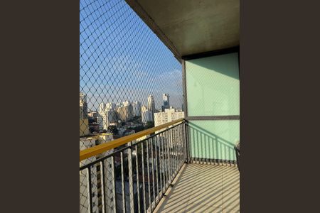 Studio para alugar com 33m², 1 quarto e 1 vaga Studio para alugar com 33m², 1 quarto e 1 vagaVaranda