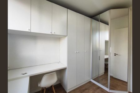 Quarto 2 de apartamento para alugar com 2 quartos, 48m² em Centro, Sapucaia do Sul