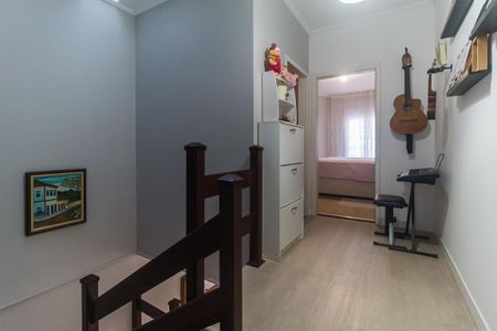 Casa para alugar com 160m², 3 quartos e 2 vagas Casa para alugar com 160m², 3 quartos e 2 vagasHall