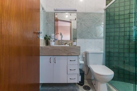 Casa para alugar com 160m², 3 quartos e 2 vagas Casa para alugar com 160m², 3 quartos e 2 vagasBanheiro da Suíte