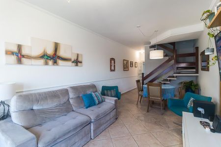 Casa para alugar com 160m², 3 quartos e 2 vagas Casa para alugar com 160m², 3 quartos e 2 vagasSala