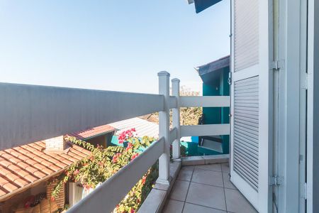 Casa para alugar com 160m², 3 quartos e 2 vagas Casa para alugar com 160m², 3 quartos e 2 vagasSacada do Quarto 3