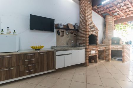 Casa para alugar com 160m², 3 quartos e 2 vagas Casa para alugar com 160m², 3 quartos e 2 vagasEspaço Gourmet
