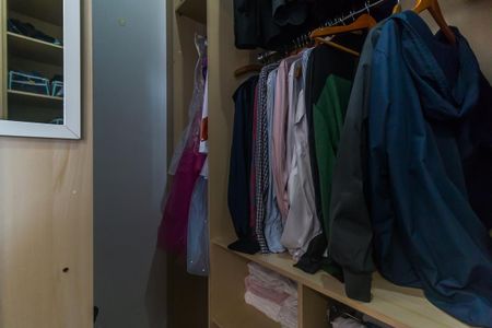 Casa para alugar com 160m², 3 quartos e 2 vagas Casa para alugar com 160m², 3 quartos e 2 vagasCloset