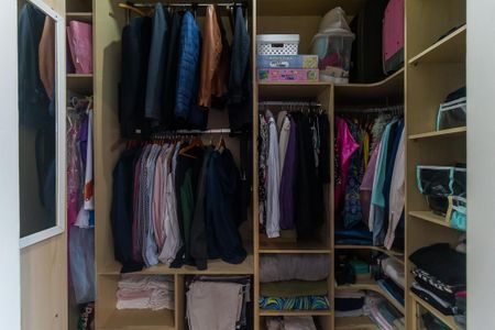 Casa para alugar com 160m², 3 quartos e 2 vagas Casa para alugar com 160m², 3 quartos e 2 vagasCloset