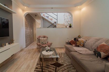 Casa para alugar com 3 quartos, 205m² em Vila Nossa Senhora das Vitorias, Mauá