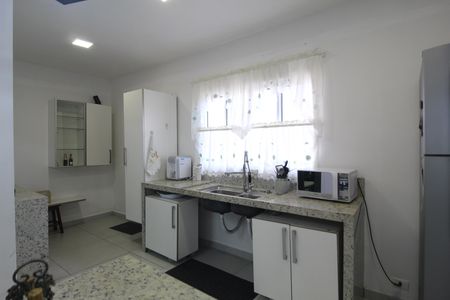 Casa à venda com 251m², 3 quartos e 4 vagasCozinha