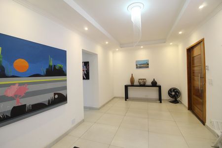 Casa à venda com 251m², 3 quartos e 4 vagasSala