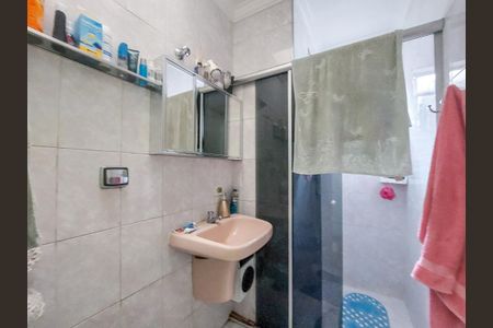 Banheiro de casa de condomínio à venda com 3 quartos, 125m² em Capão Redondo, São Paulo