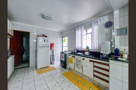 Cozinha de casa de condomínio à venda com 3 quartos, 125m² em Capão Redondo, São Paulo