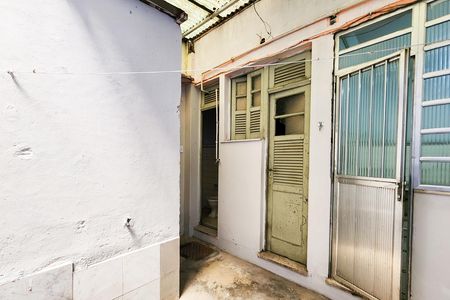 Apartamento para alugar com 105m², 2 quartos e sem vaga Apartamento para alugar com 105m², 2 quartos e sem vagaÁrea de Serviço