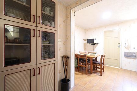 Casa à venda com 180m², 4 quartos e 1 vagaCozinha 