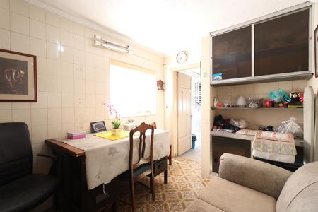 Casa à venda com 180m², 4 quartos e 1 vagaEscritório 