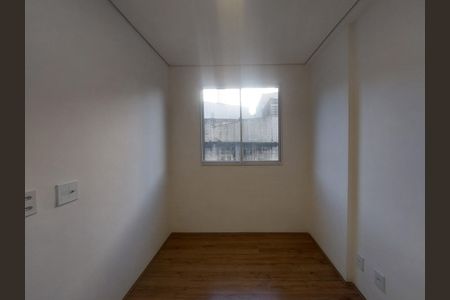 Apartamento para alugar com 50m², 2 quartos e sem vaga Apartamento para alugar com 50m², 2 quartos e sem vagaQuarto 2