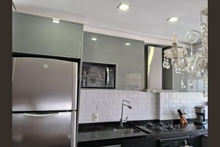 Apartamento à venda com 72m², 2 quartos e 2 vagas Apartamento à venda com 72m², 2 quartos e 2 vagasCozinha